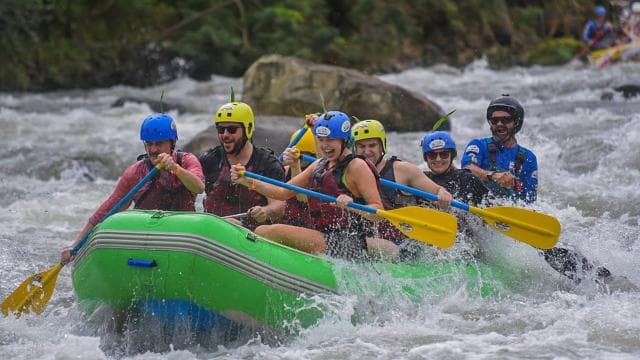 La Fortuna: Arenal Rafting Upper Balsa Class 3 and 4 Rapids