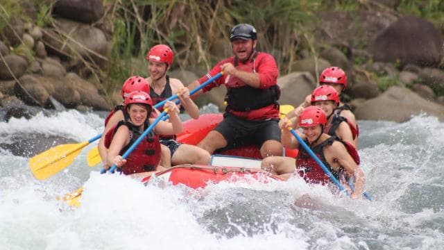 San Jose Rafting Class 3-4 with Connection to La Fortuna
