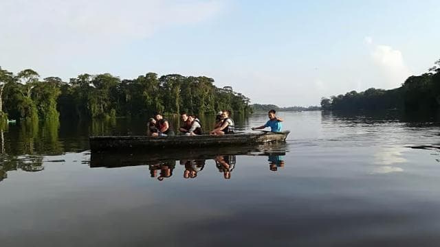Tortuguero: Canoe Tour and Wildlife Spotting