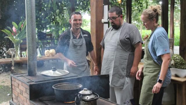 La Fortuna: Organic Farm Visit & Farm-to-Table Cooking Class