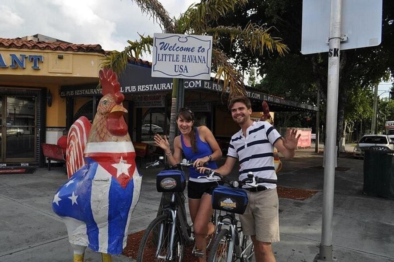 Miami : Little Havana Private Walking Tour with a Guide