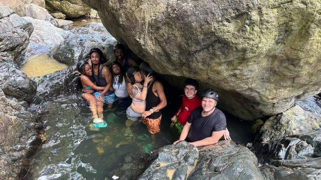 P-up/ San Juan: El Yunque Half-Day Tour with Transportation
