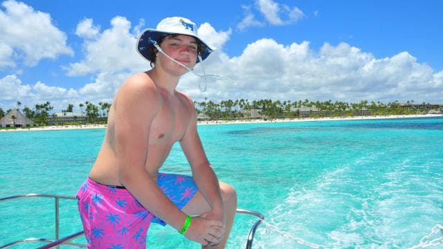 Punta Cana Catamaran Party– Snorkeling, Open Bar & Music