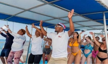 Bayahibe: Saona Island Catamaran Tour with Lunch & Drinks