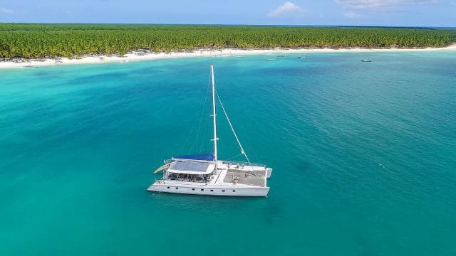 Saona Exclusive Catamaran – Small Group Experience