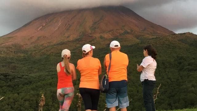 La Fortuna: Half-Day Arenal Volcano Hike