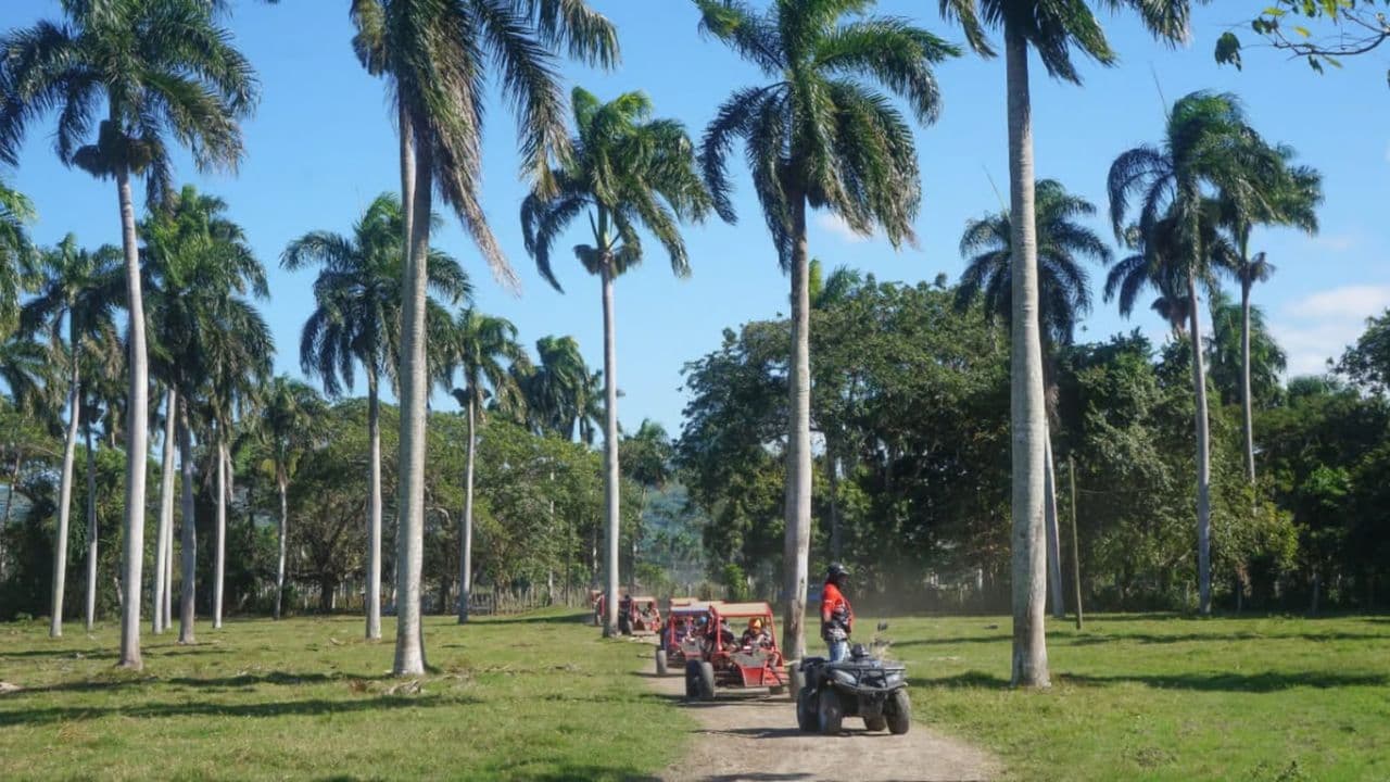 Amber Cove - Taino Bay 4 Seaters Super Buggy Tour