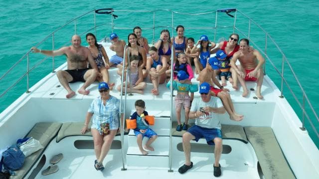 Punta Cana: Private VIP Catamaran Party Cruise and Snorkel