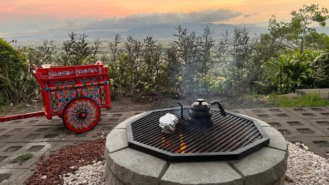 Bitzu Coffee Tour: An authentic Costa Rican experience.