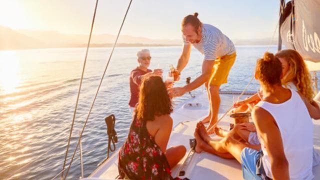Fajardo: Afternoon Sailing Charter with Appetizers & Drinks