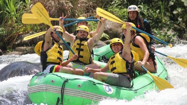 Rio Balsa: White Water Rafting Adventure