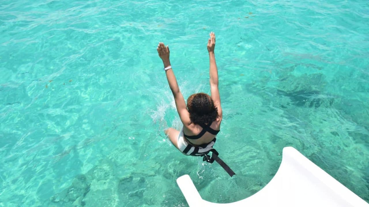 Party boat catamaran trinity| snorkeling| private beach