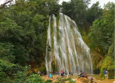 Location: El Limón Waterfall Horseback Riding Tour