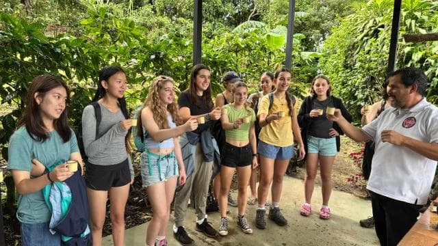 Monteverde: Coffee Tour and Sugar Cane El Pueblo