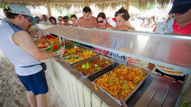 From Bayahibe: Saona Island, Open Bar, Speedboat & Lunch