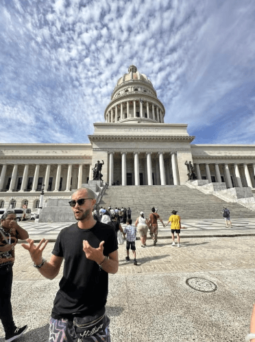 Free Tour of Colonial Havana