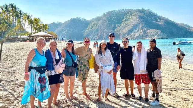 From Puntarenas: Tortuga Island VIP tour Full-Day