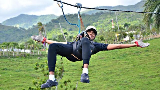 Punta Cana:Paseo en buggie ,caballo y ziplines en la selva