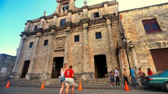 Discover Santo Domingo: Colonial History, Monuments & Lunch