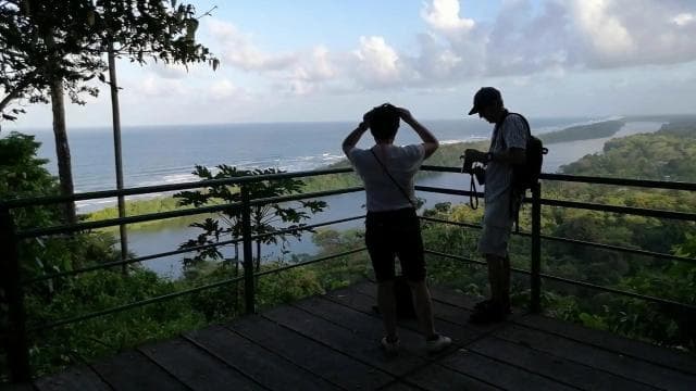 Tortuguero: Tour in the Tortuguero hill (dormant volcano)