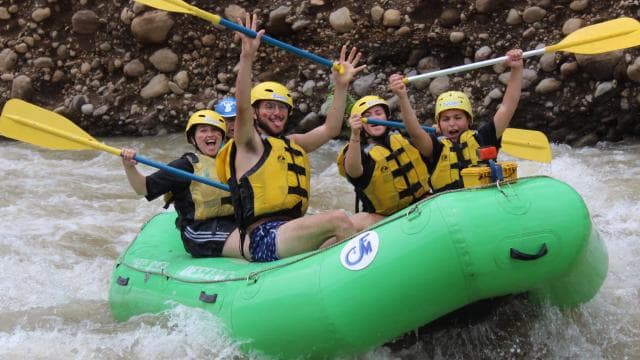 La Fortuna: White Water Rafting Class V