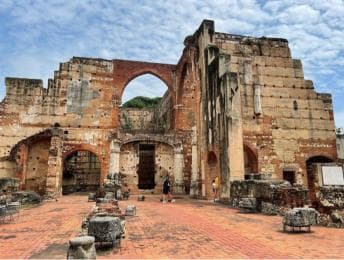 Private: Santo Domingo Historic & Cultural Walking Tour