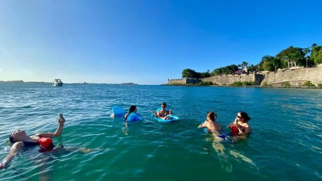 BEACH DAY EXPERIENCE | Private "Party Boat" San Juan Bay