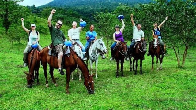 La Fortuna: Horseback Ride to La Fortuna Waterfall