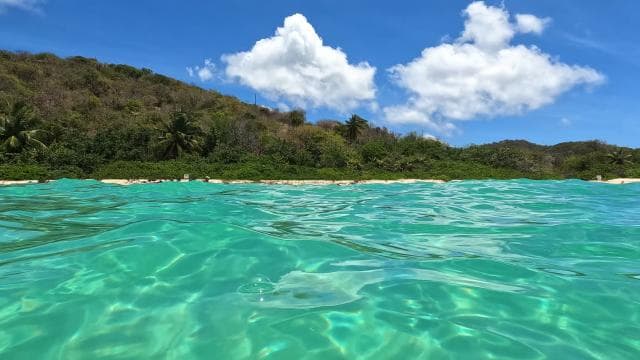 Fajardo: Culebra Boat Trip with Snorkeling, Lunch and Drinks