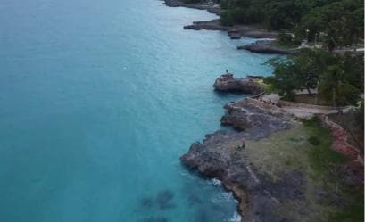 Santo Domingo: Caves, Monuments & Beach with Mamajuana”