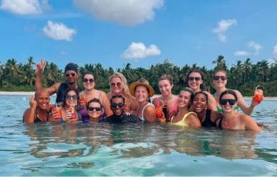 Punta Cana: Booze Cruise with Snorkel and Natural Pool Stop