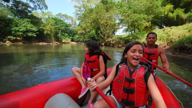Peñas Blancas River: Small Group Safari Float