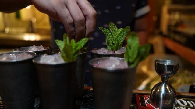 San Juan: Craft Cocktail Walking Tour with 3 Cocktails