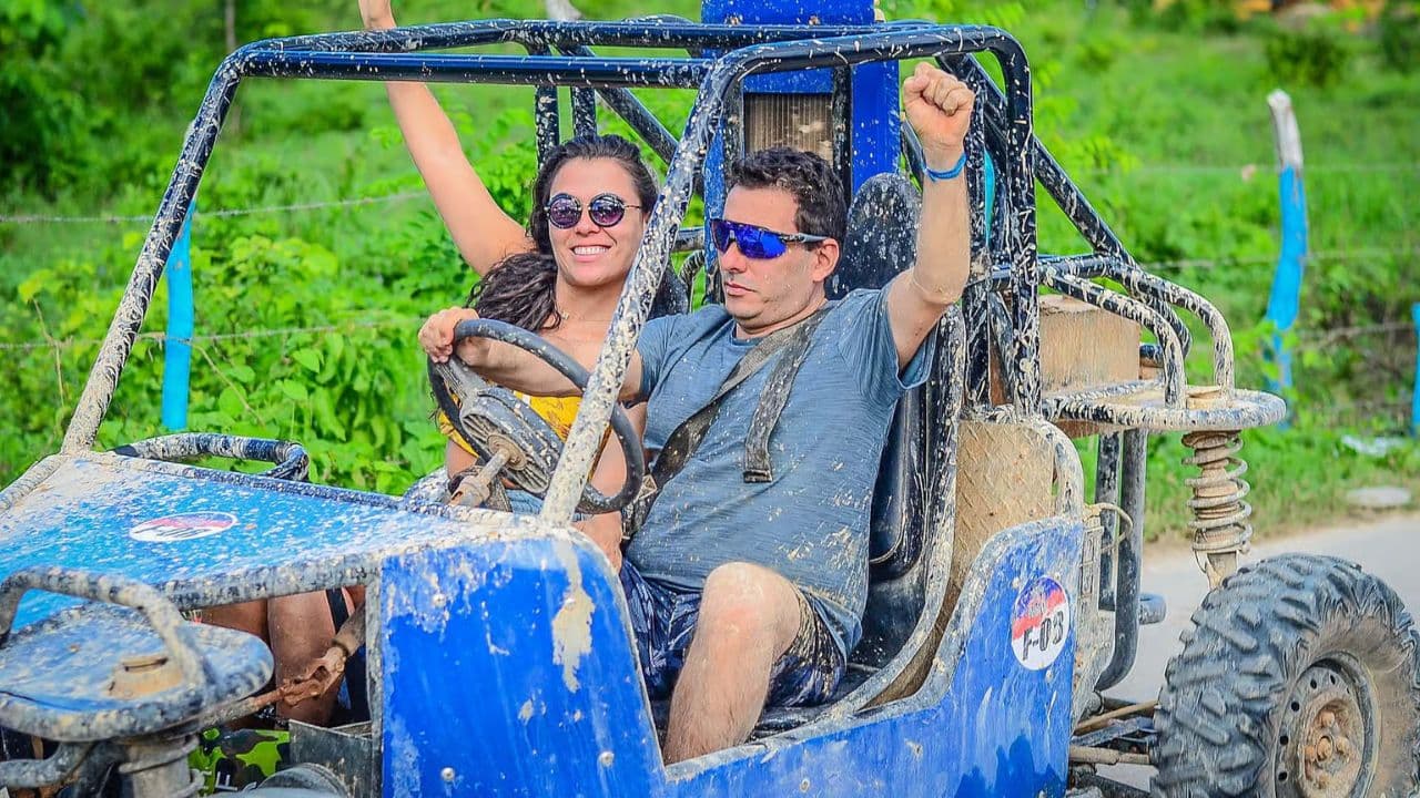 Punta Cana: Macao Beach Buggy Tour with Horseback Riding