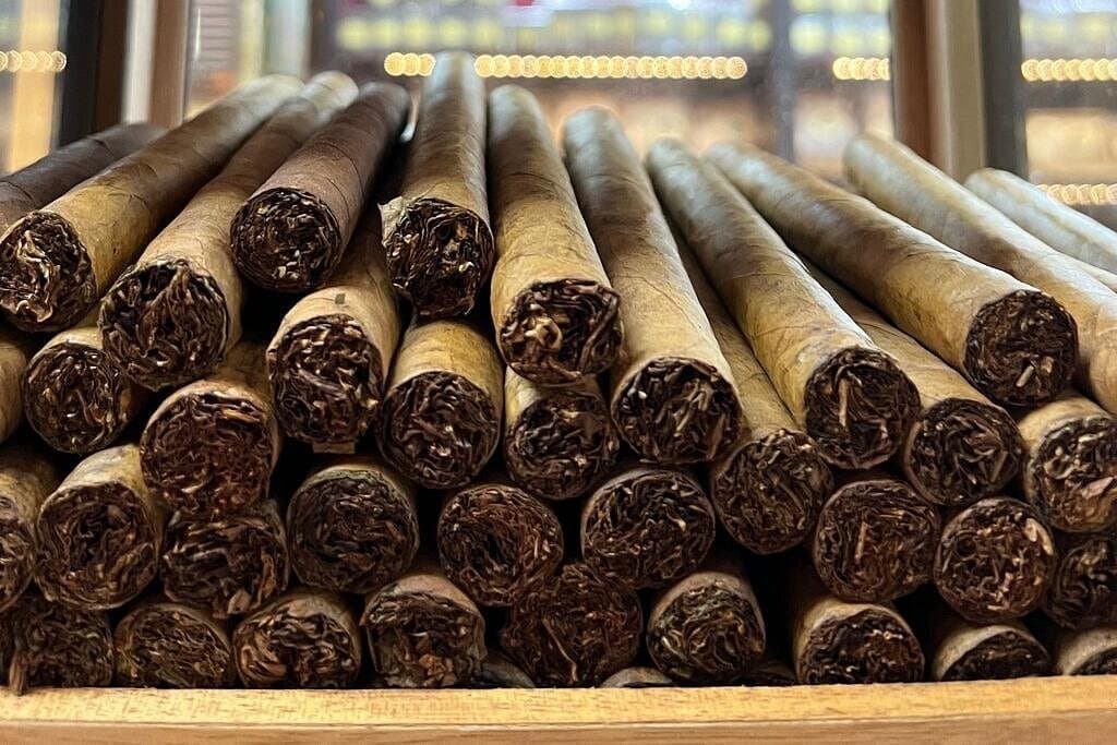 Little Havana Walking Tour – Food Tastings, Traditions & Music