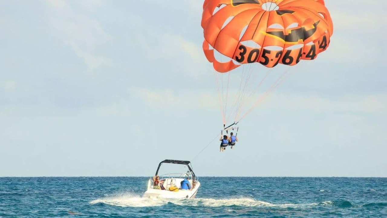 Punta Cana: Parasailing Adventure Adrenaline