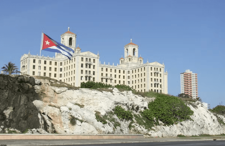Havana Contrasts Tour
