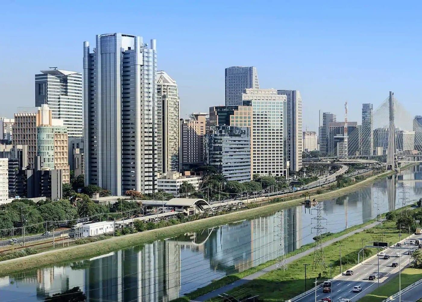 Private Transfer from Cubatão to Sao Paulo (GRU) Airport
