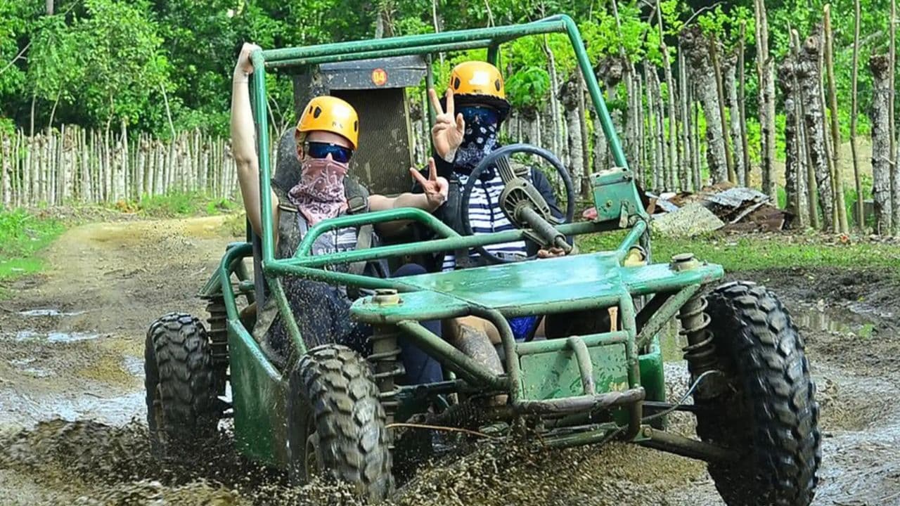 Punta Cana: Tour in buggy half-day and beach cenote