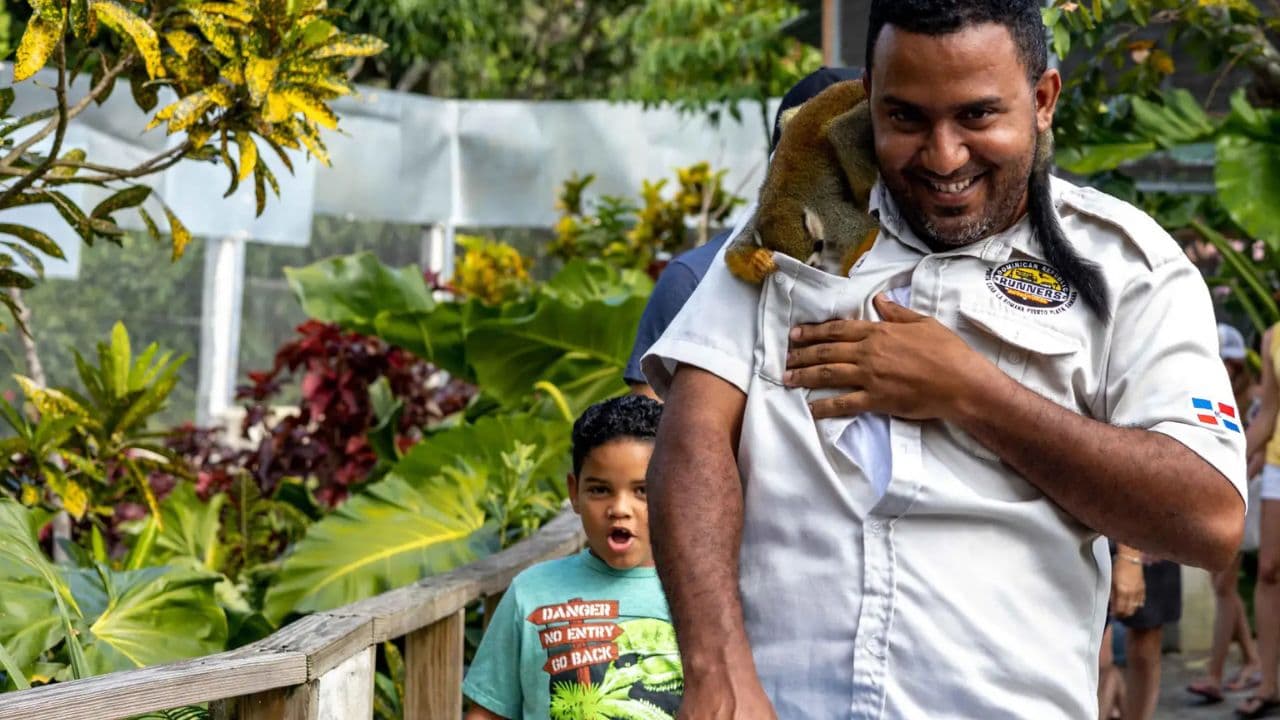 Punta Cana: Monkeyland and Plantation Tour