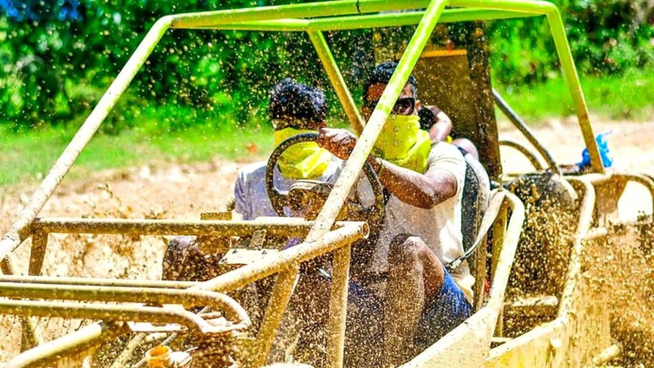 Punta Cana: Buggy Tour with Beach and Cenote