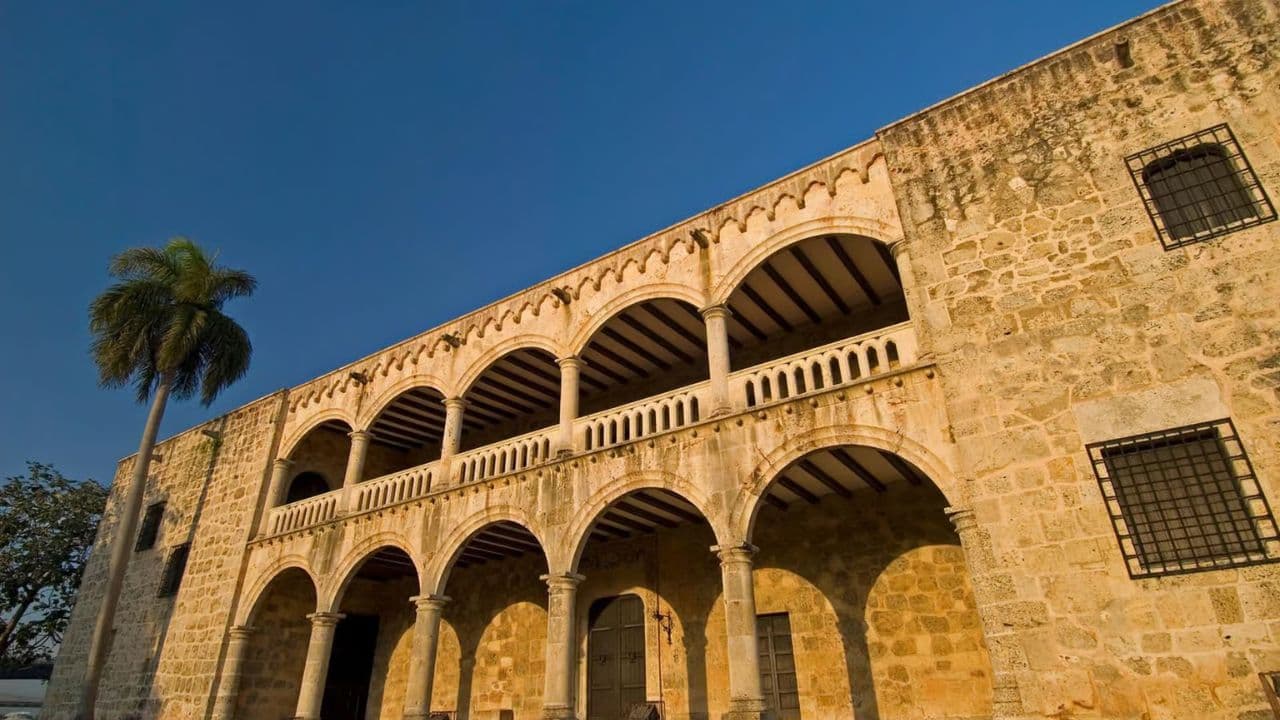 Santo Domingo Sightseeing Tour with Lunch