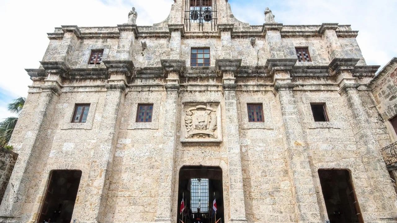Historical Walk, Discover the Colonial Zone