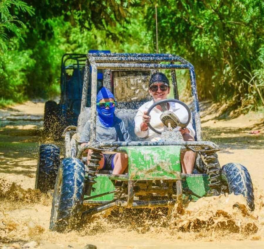 Extreme buggy route: from the jungle to the tropical coast