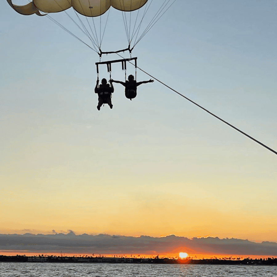 Punta Cana: Catamaran Party Cruise, Parasailing & Snorkeling