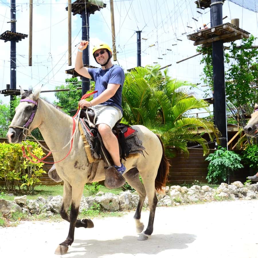 Punta Cana: Bávaro Adventure Park Horse Riding & Waterfalls