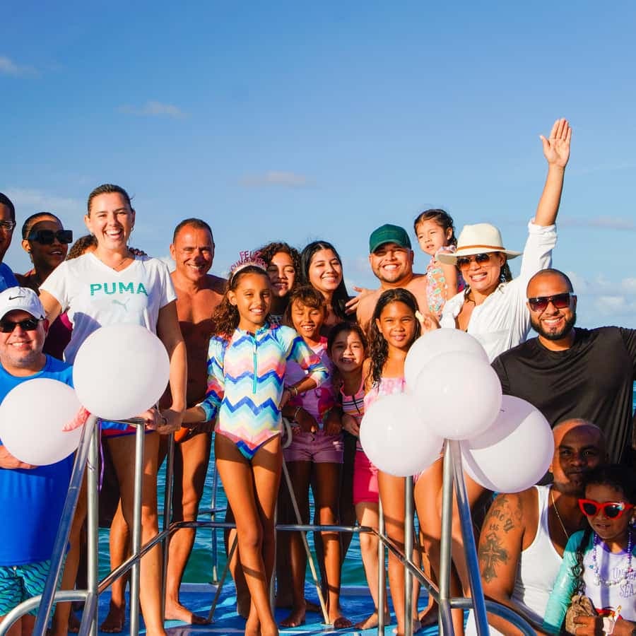 Punta Cana: Private Catamaran Cruise, Snorkeling & Open bar