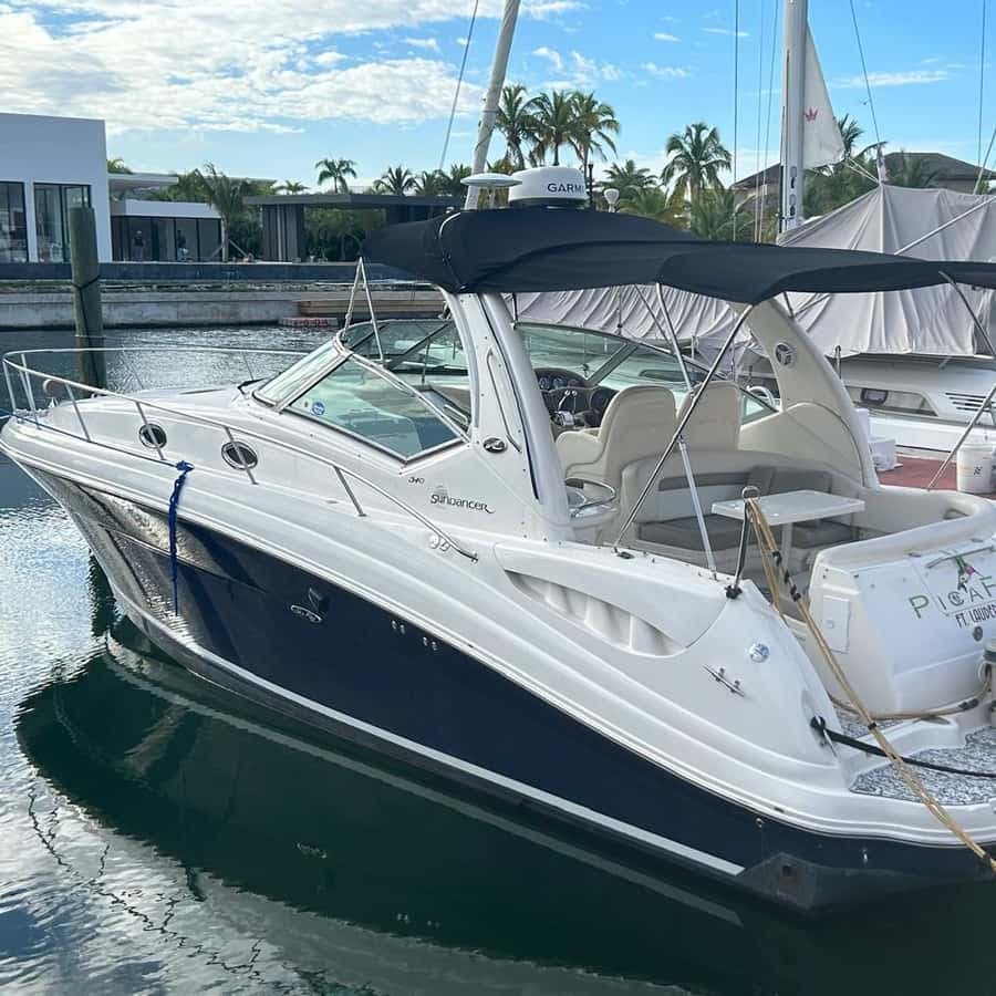 Private Yacht for Excursions in Punta Cana, Snorkeling+Booze