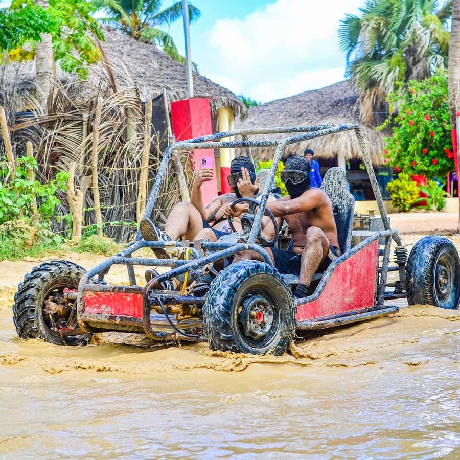 Punta Cana: Buggy Tour with Cenote Visit