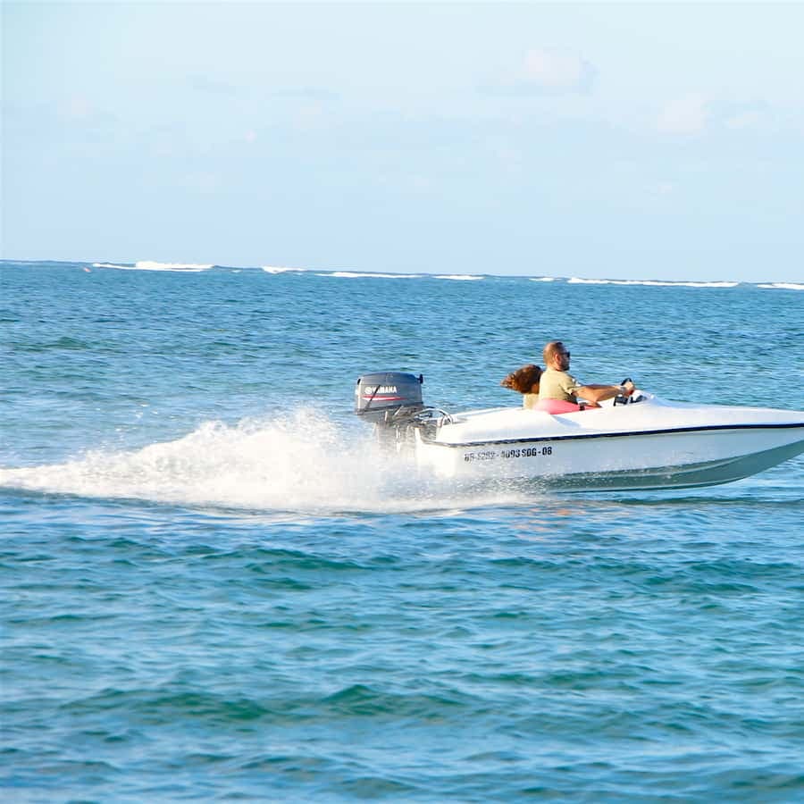 Bávaro: Speed Boat and Snorkeling Trip